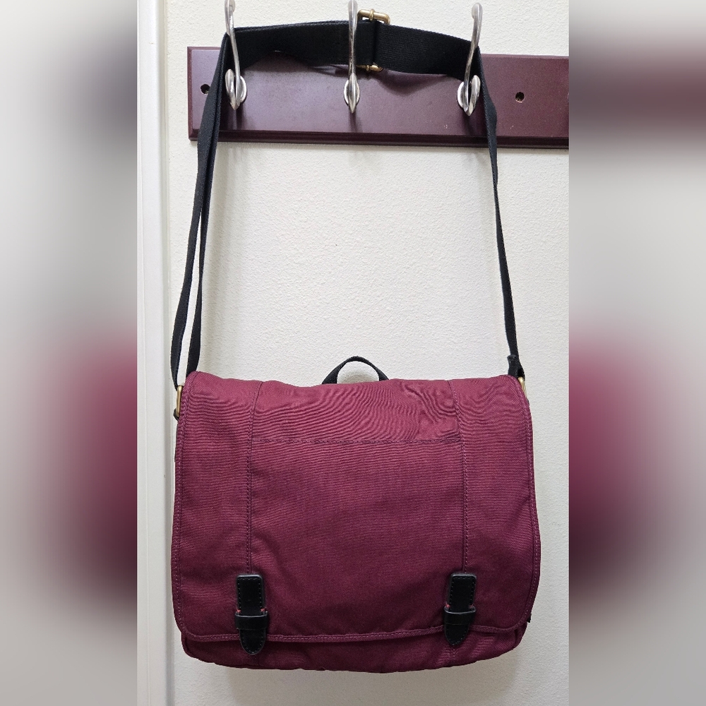 Fossil Canvas Messenger Bag